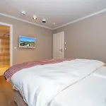 Alva 1
